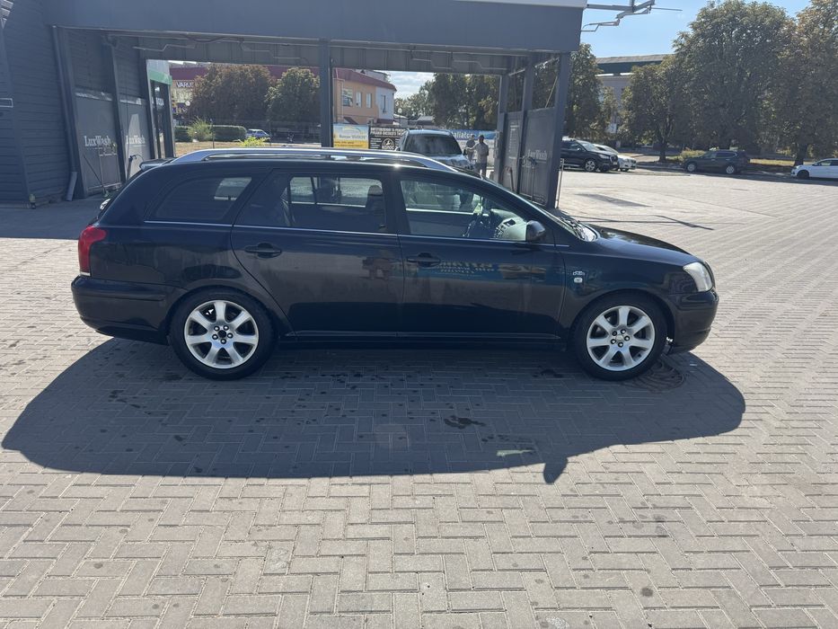 Toyota avensis 2.0 TDI