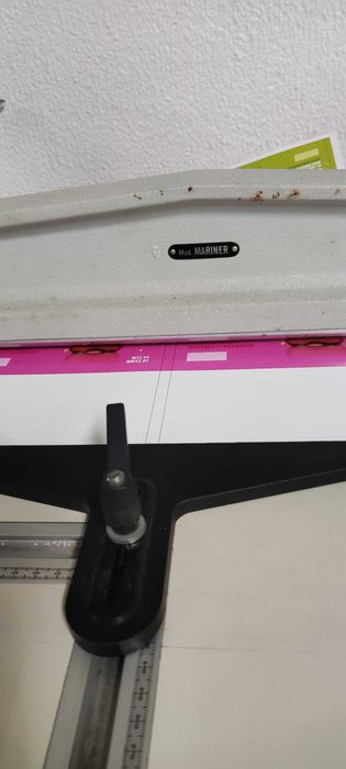 Maquina de picotar de 50 cm, picote e vinco manual modelo Mariner