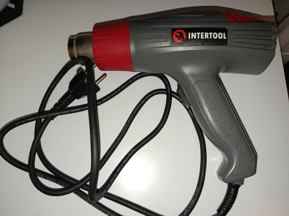 Opalarka INTERTOOL DT-2416 2000W – 2 tryby temperatury
