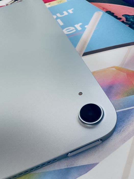 Apple iPad Air 13” M3 256 GB Wi-Fi – Niebieski | Stan idealny | Gwarancja Apple
