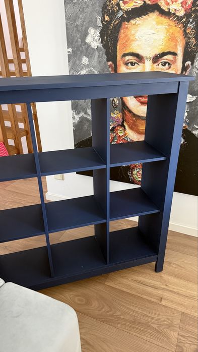 Estante ikea pintada de azul (era branca)