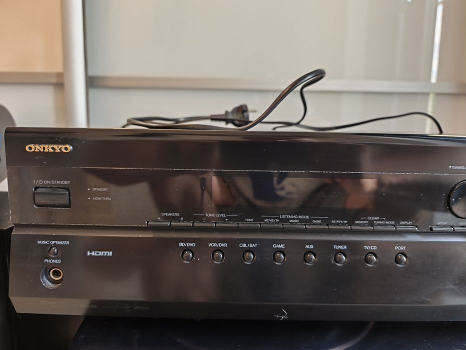 Amplituner Onkyo tx-sr308 5.1