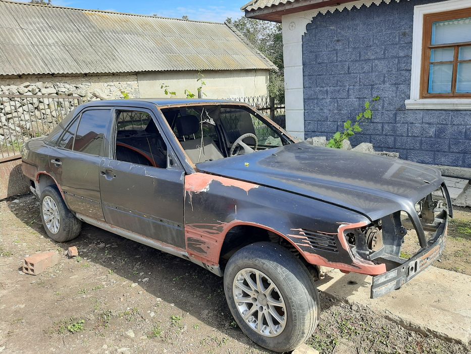 Продам автомобіль мерседес