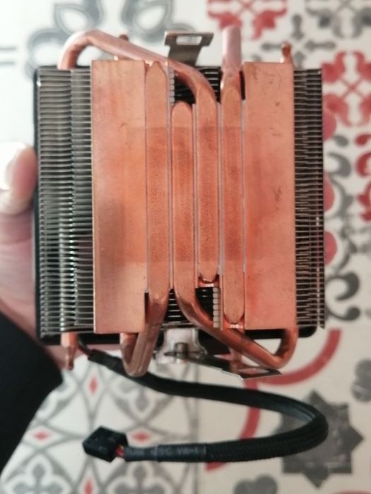 Dissipador CPU AMD Wraith Prism SR4 105W AM4