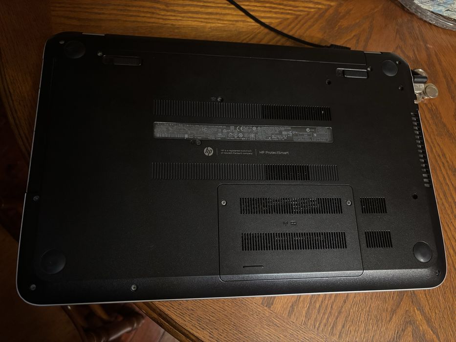 Ноутбук Laptop HP Pavilion 15-n026sr Лептоп