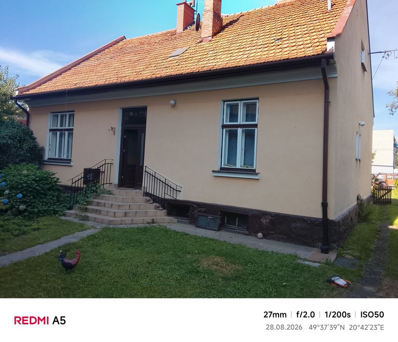 Dom (dworek) na sprzedaż.