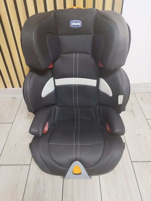 Fotelik Chicco Aristona z ISIFIXEM 15-36kg