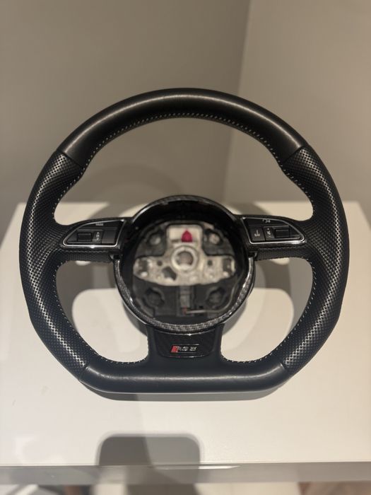 Volante con capa en carbono Audi b8.5