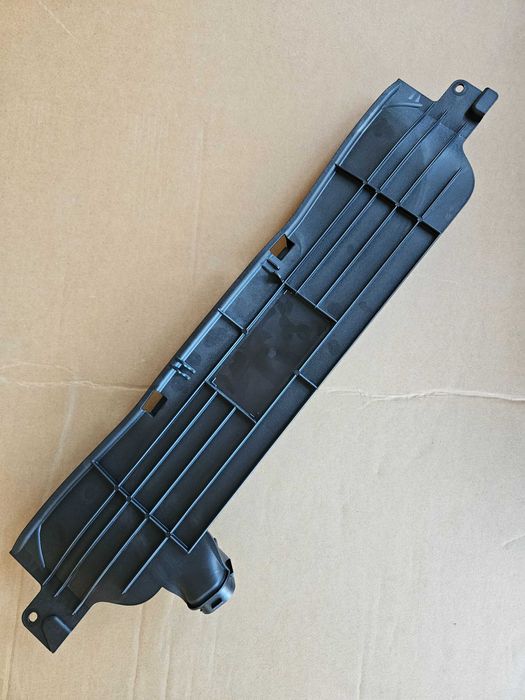 Повітропровід LX6Z9A624B Повітрозабірник Escape 2,5 Hybrid LX6Z9A624E