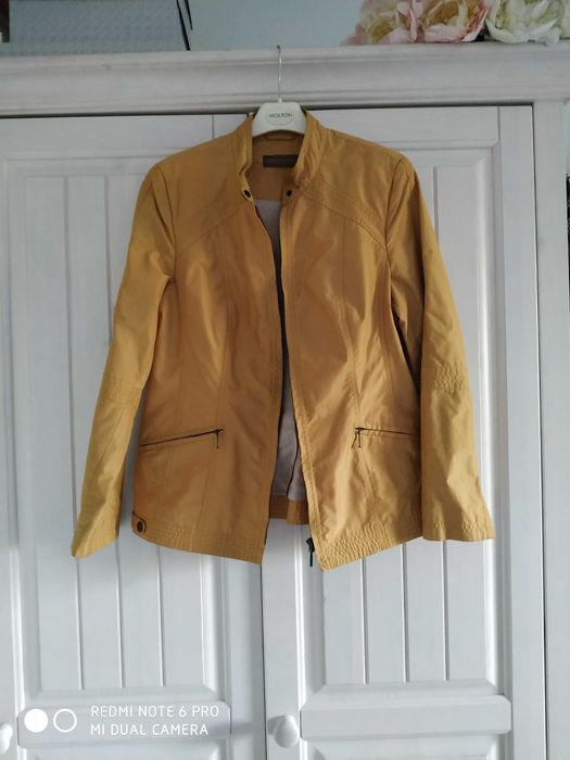 Lekka kurtka w kolorze miodowym r. 44 Modena&Styl +szalik