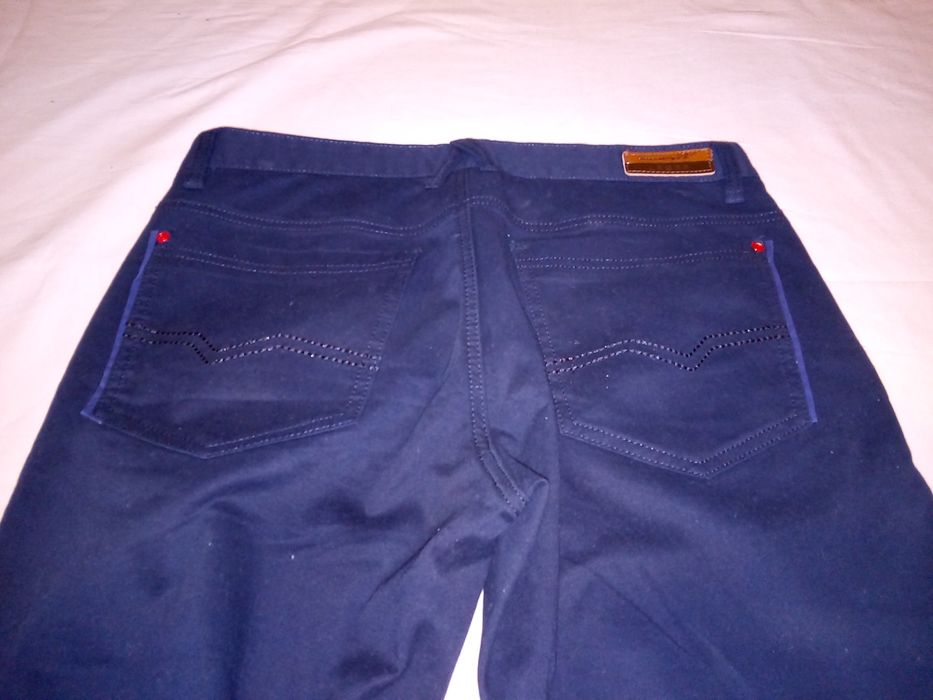 Spodnie LEGER rozmiar L (nowe)