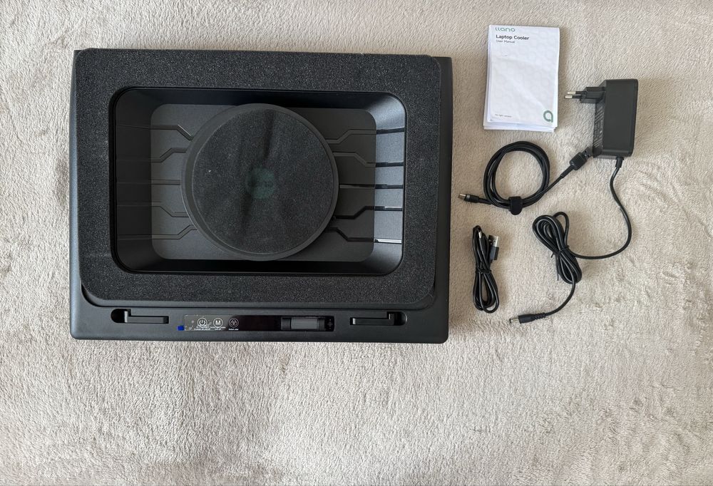 Ilano v12 rgb Охолоджуюча піствака  для ноутбука