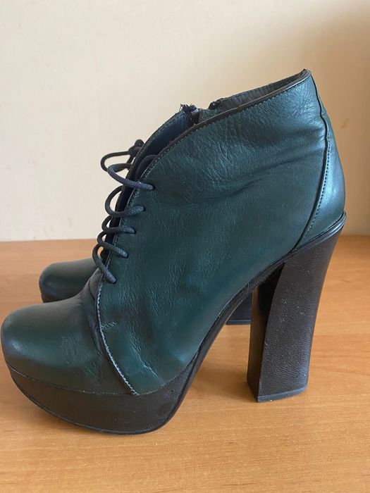 Взуття 37 розмір