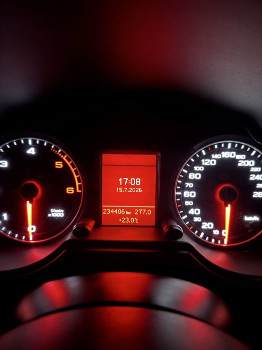 Audi Q5 2010 VIN WAUZZZ8R2BA020149 фото оголошення 14 з 24