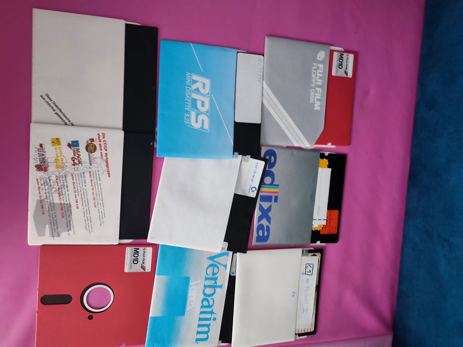 49 Dyskietek 5.25 Commodore