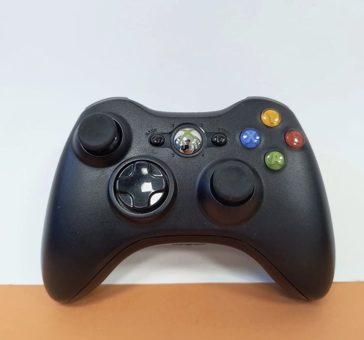Xbox 360 hdmi em ótimo estado mais de 60 jogos instalado