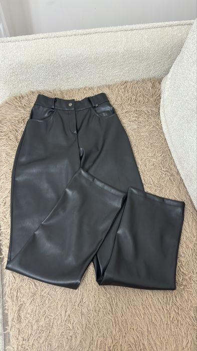 Продам нові штани з екошкіри xs -s розміру