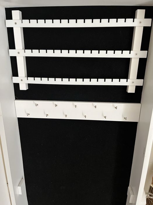 Espelho com arrumacao