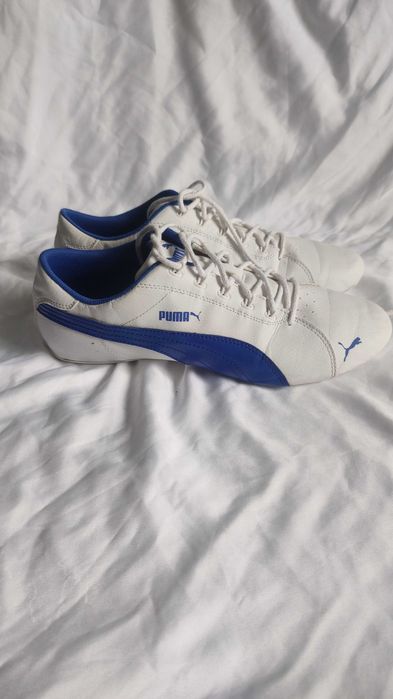 Buty sportowe Moda > Buty > Sneakersy / Sportowe