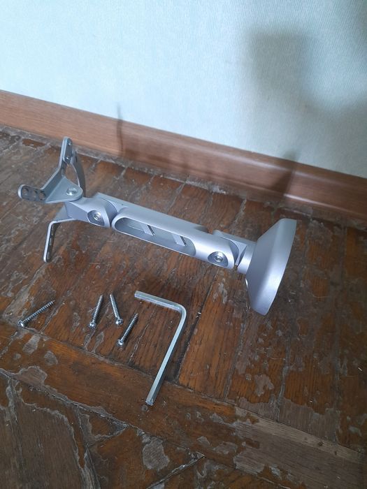 Крепление на стенку для жк телевизора.