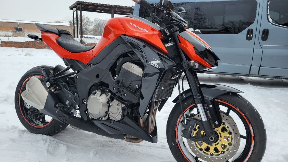 Kawasaki Z1000 2015p.