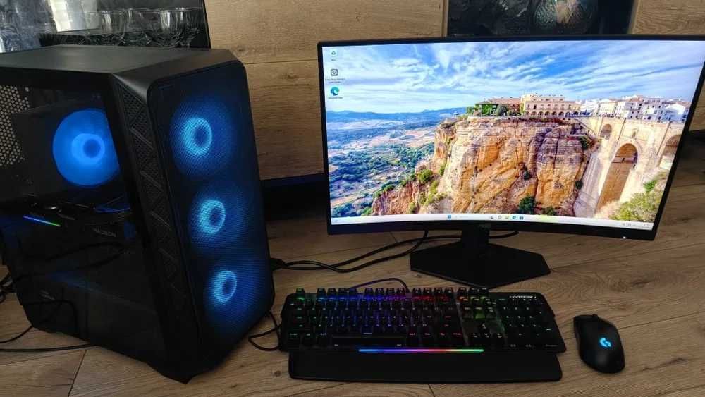 Komputer  Ryzen 5 7400, ddr5 16gb, RX 9060xt 16gb, 1tb M2, monitor 27 280hz na gwarancji