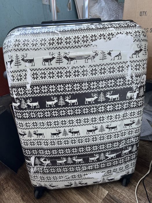 Велика       валіза