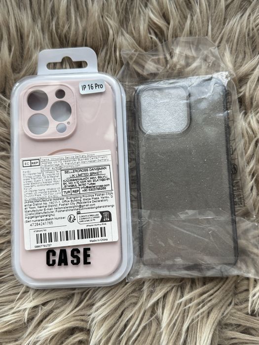 Чохли для iPhone 16 Pro (2 шт.)