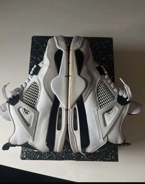 Jordan 4 military black