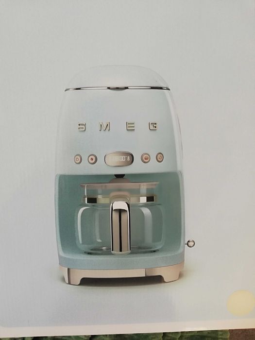 Ekspres do kawy smeg DCF02SSEU