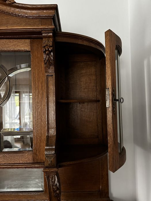 Antyczny dębowy kredens Ludwikowski z XIX wieku