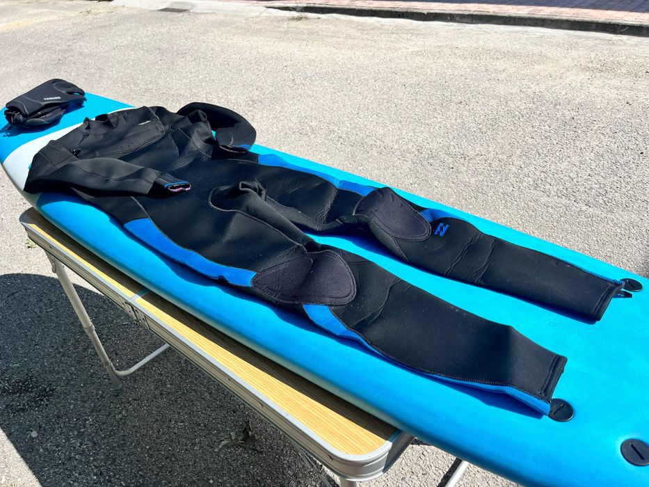 Kit de Inverno para Surf — Fato Billabong 4/3 (L) + Luvas + Botas