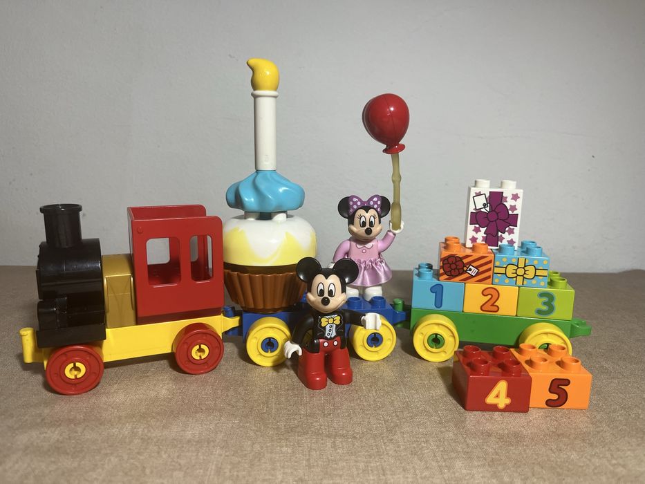 Vários Legos Mickey e Minie