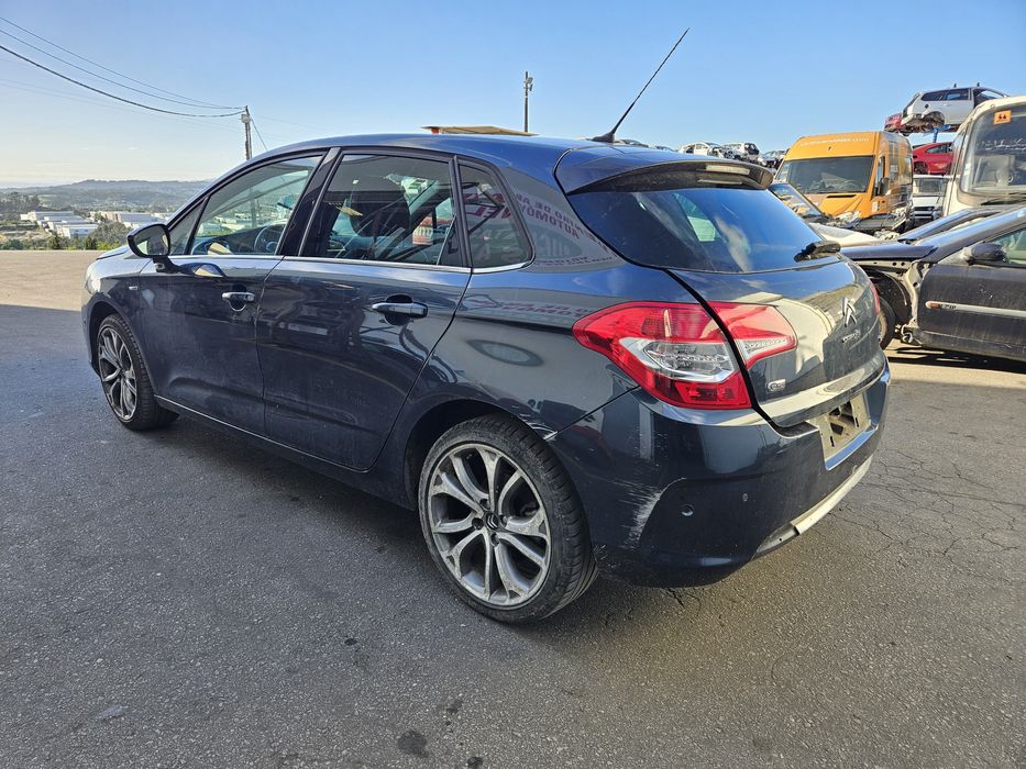 Citroën C4 II Exclusive 1.6 BlueHDi de 2014 para peças