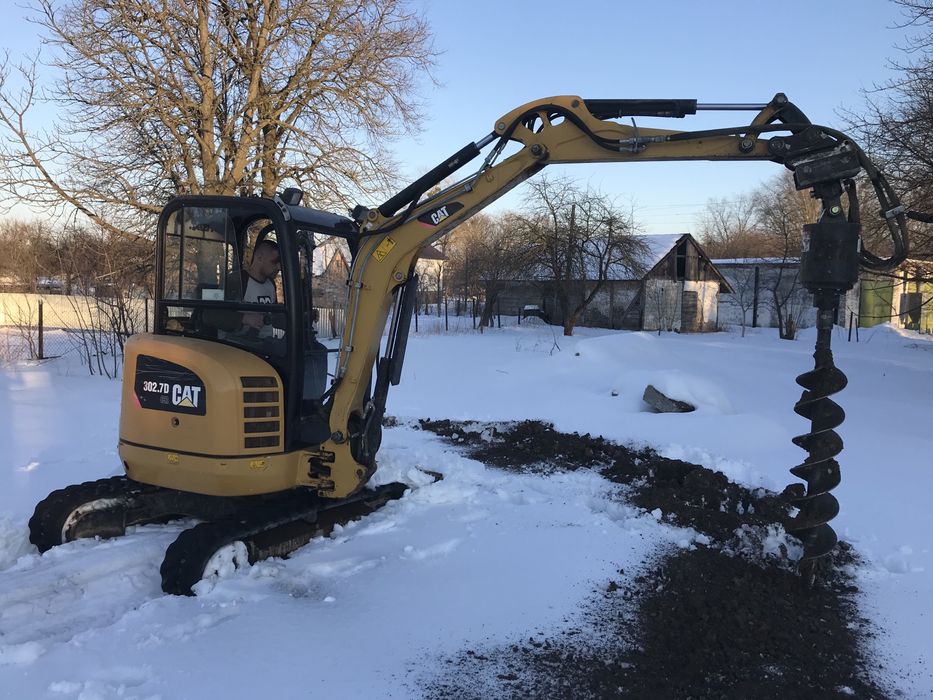 екскаватор міні-екскаватор бобкат гідромолот гідробур бур ямобур