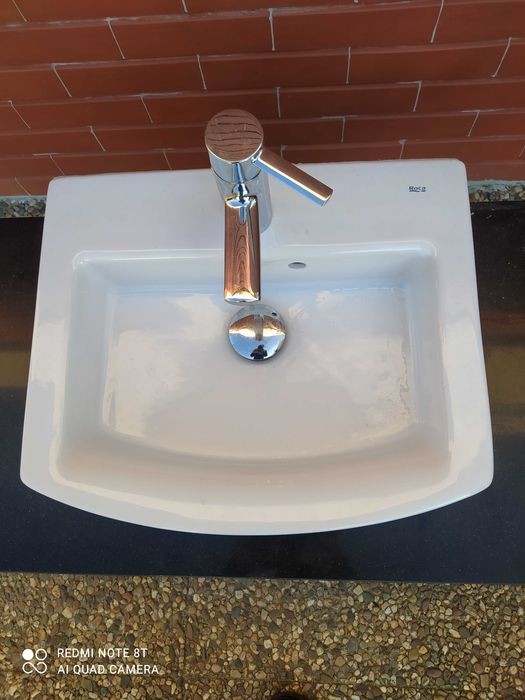 Lavatórios e Pedras