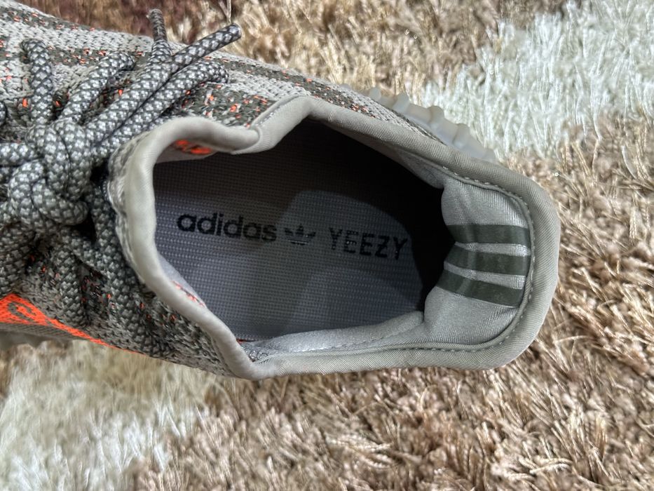Adidas Yeezy Boost 350 V2 Beluga