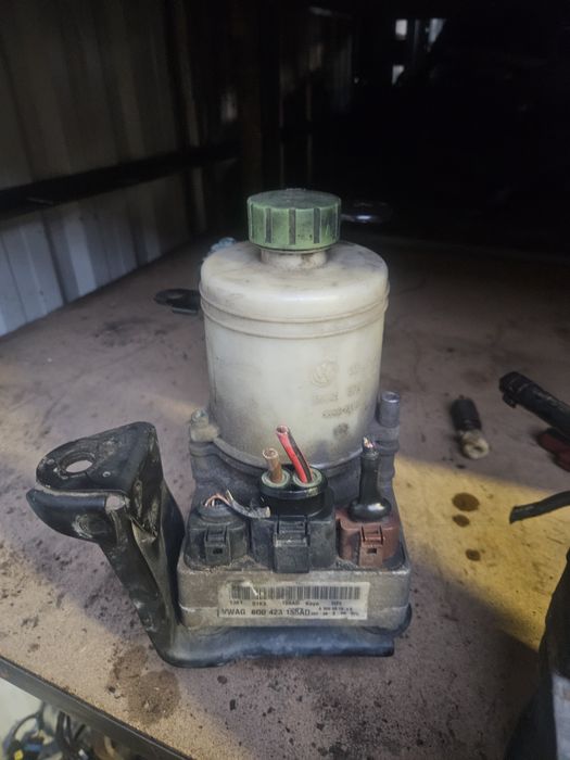 Elektryczna pompa wspomagania Skoda Fabia  Koyo