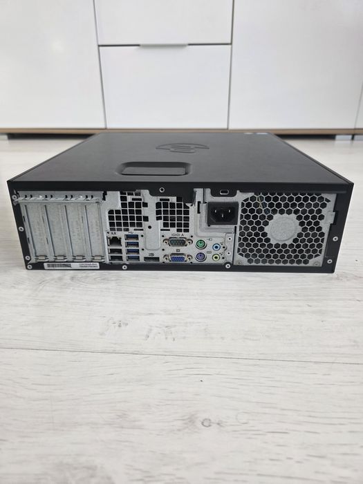 HP Compaq Elite 8300 SFF