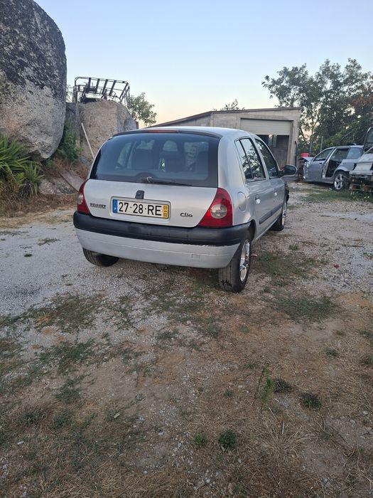 Renault clio 2 Phase 1 1,9 turbo diesel 5 portas bom estado mecanica