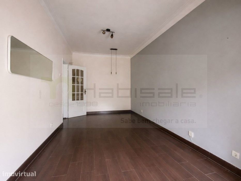 Apartamento T2 Central Excelente Oportunidade
