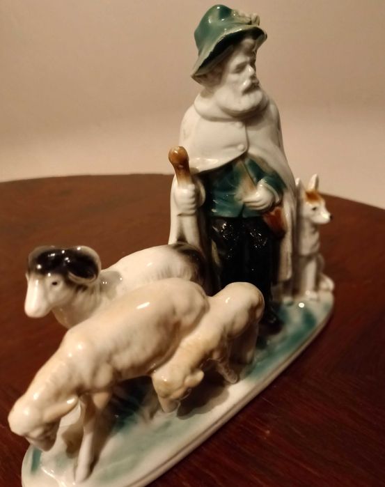 Piękna figurka Porcelana Lippensdorf Turyngia