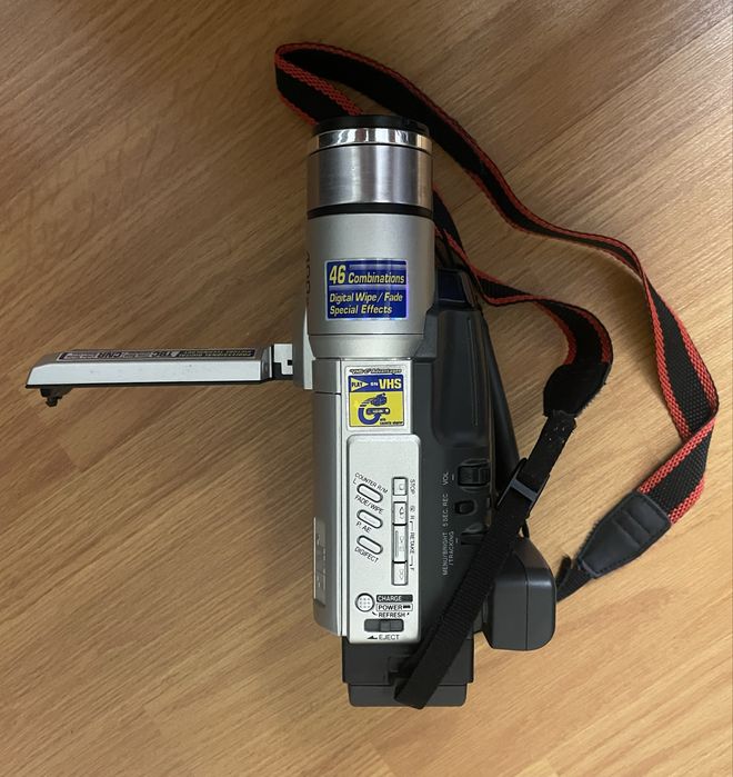 Відеокамера JVC GR-FXM37E + комплект