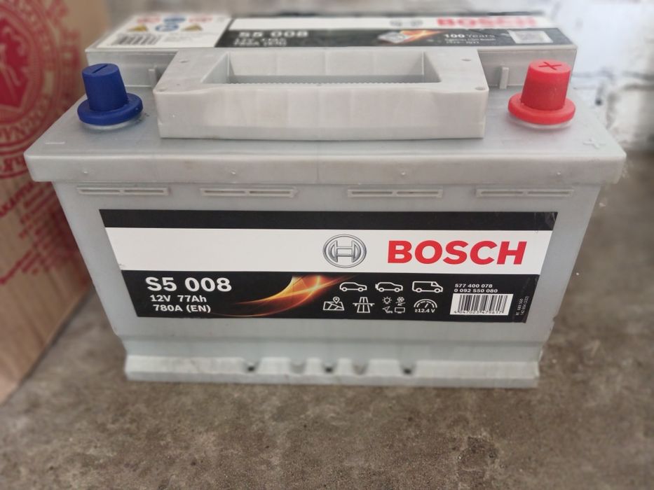 Аккамулятор BOSCH 77 Ah 780A