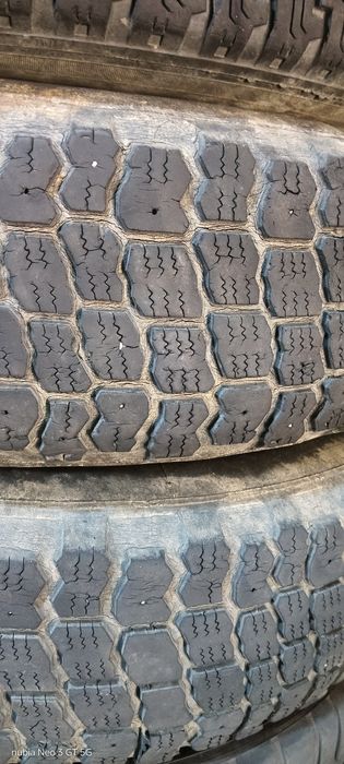 Pneus 205 R 16 jeep