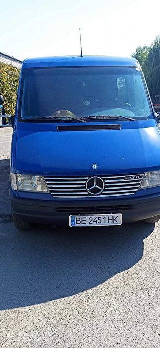 Мерседес спрінтер