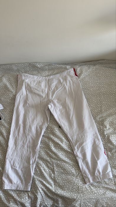 Kimono Venum Contender 3.0 – Branco – A3
