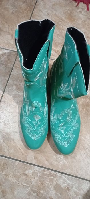 Осінь-зима ботинки чоботи