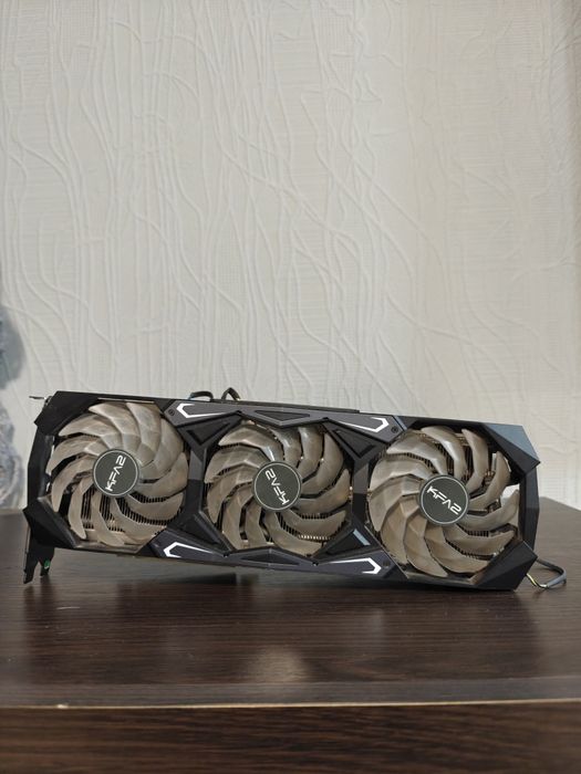 Продам RTX 3080.