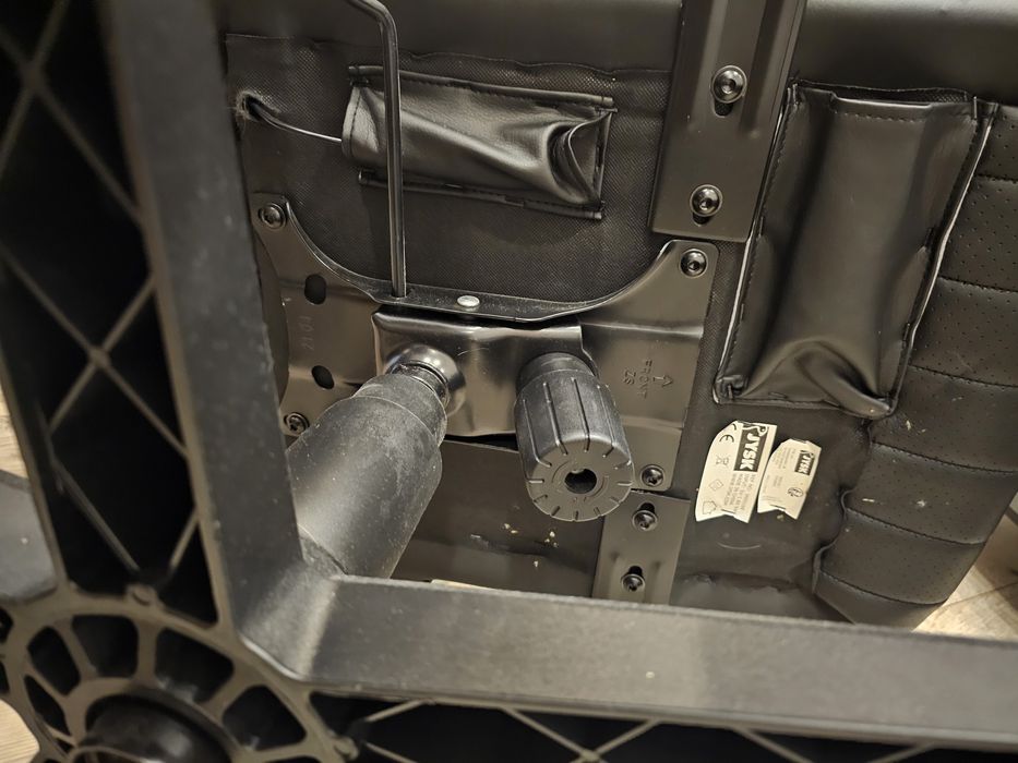 Fotel gamingowy LEGEND jysk do gier gry